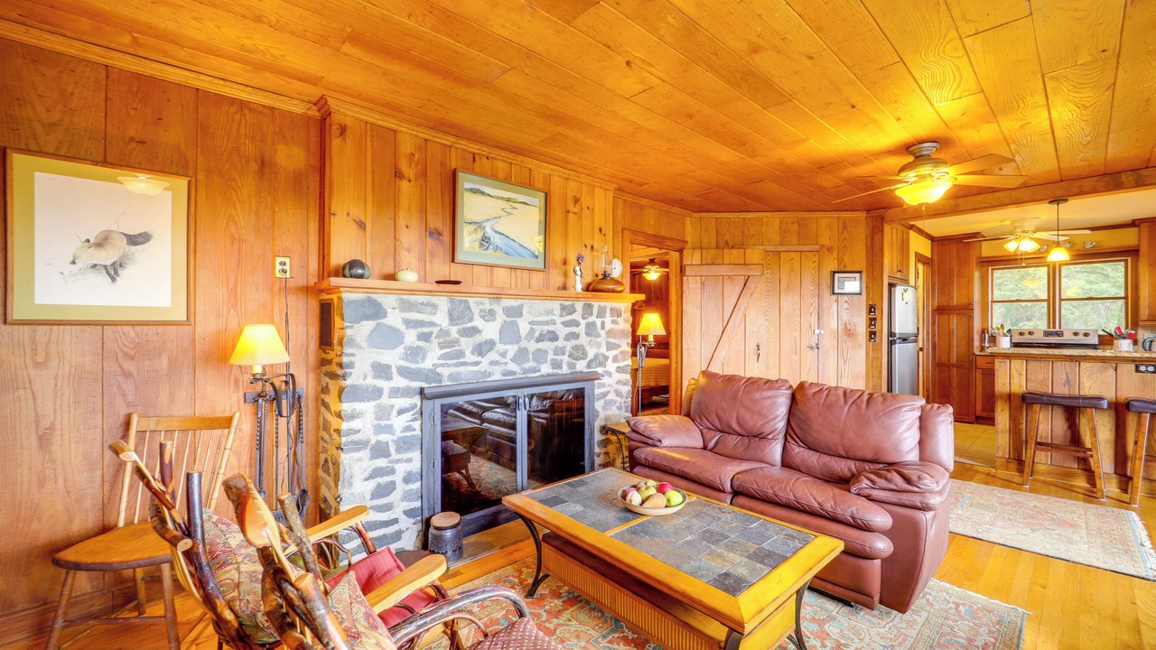 Photo of Livingroom in Little Switzerland