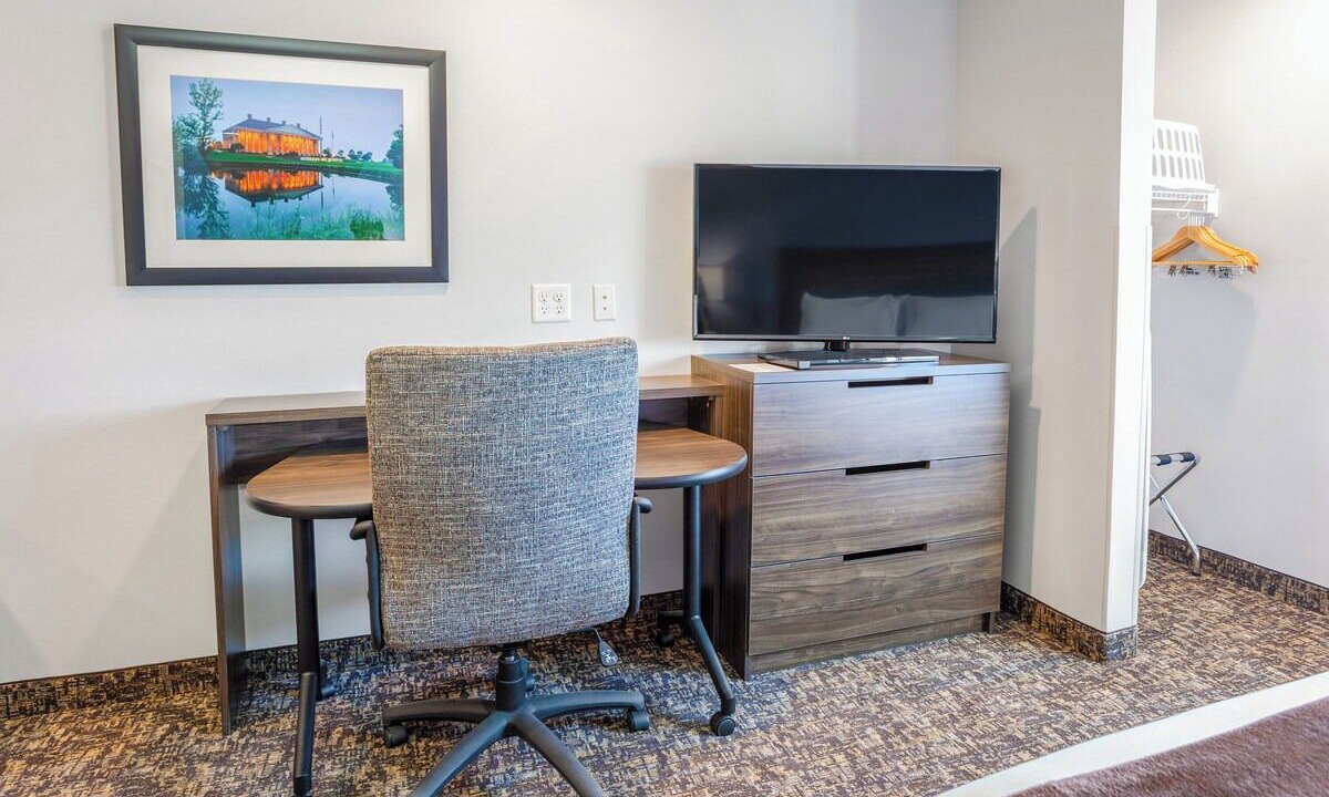 Photo of Bedroom in Garner