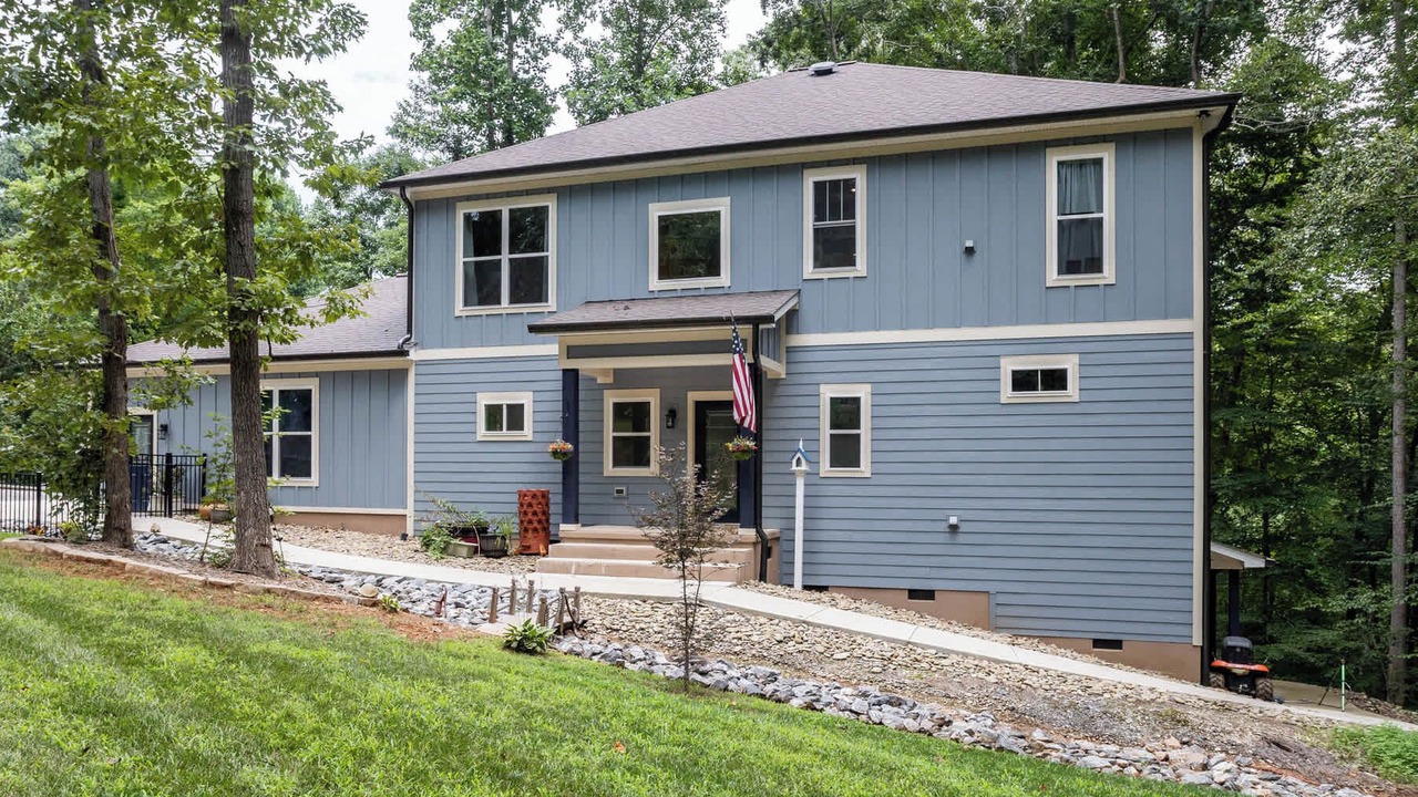 Photo of Outdoor in Mayhew