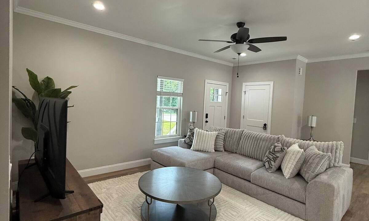 Photo of Livingroom in Glen Raven