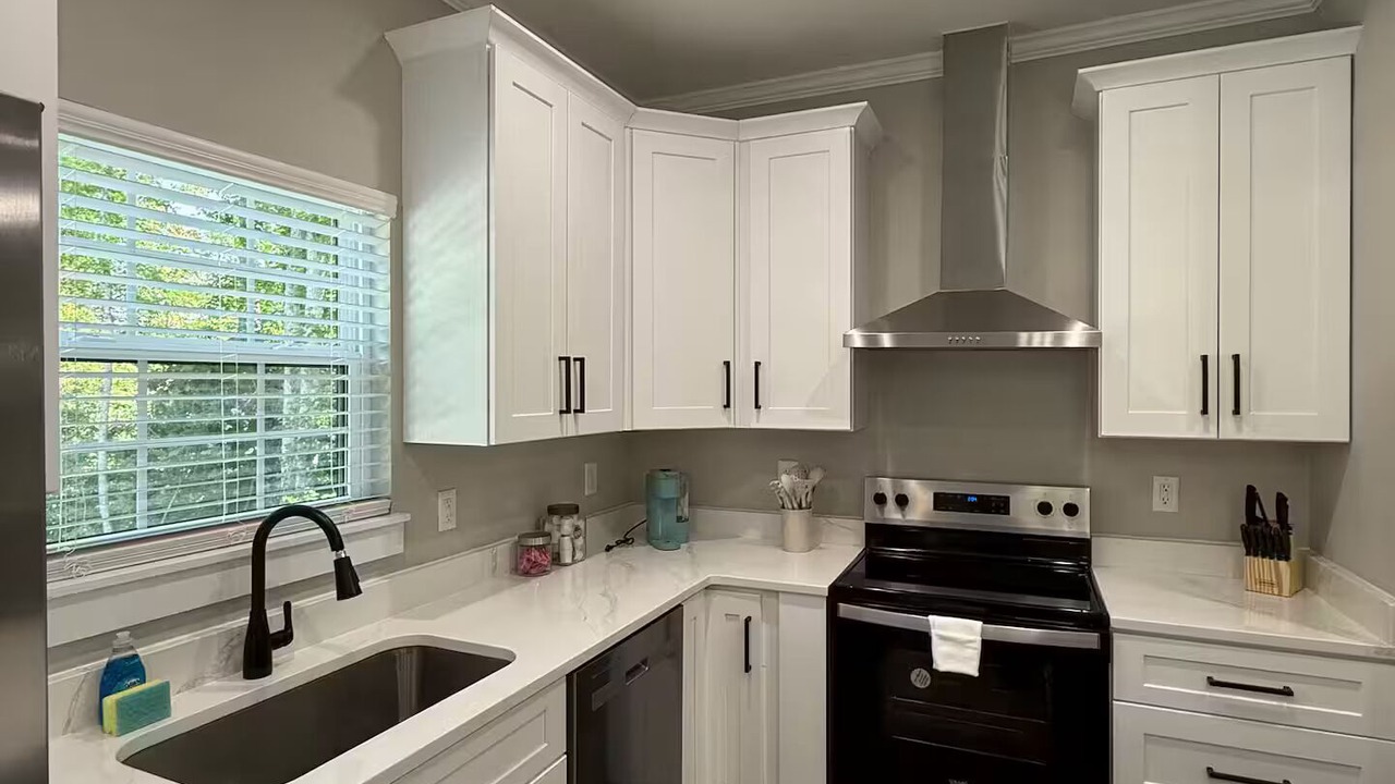 Photo of Kitchen in Glen Raven