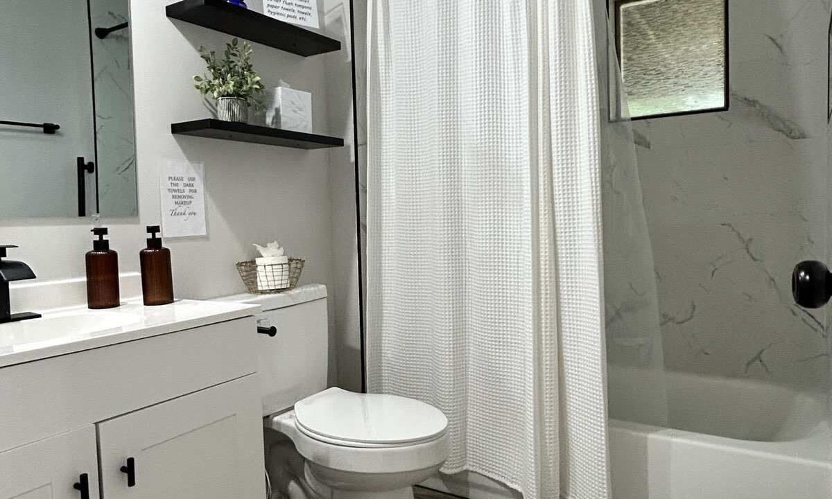 Photo of Bathroom in Southwest Raleigh