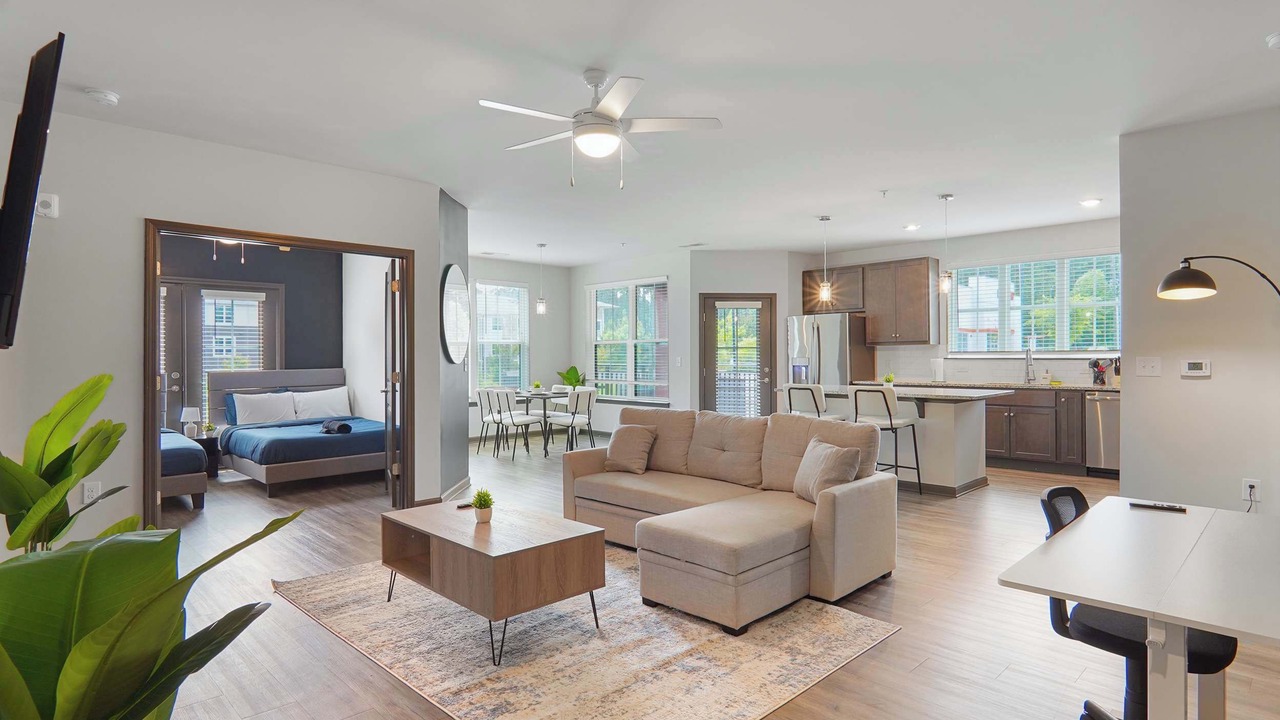 Photo of Livingroom in North Raleigh