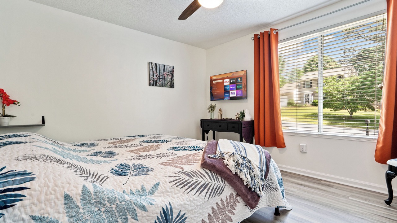 Photo of Bedroom in Pineville