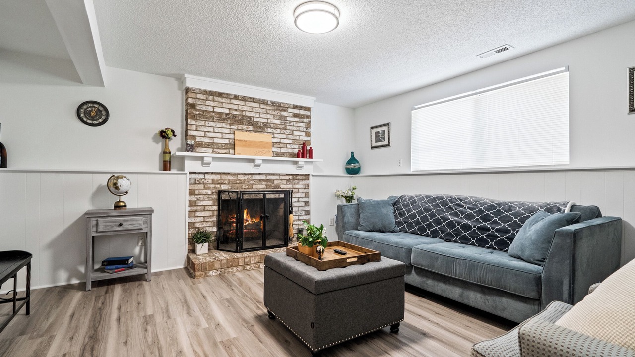 Photo of Livingroom in Pineville