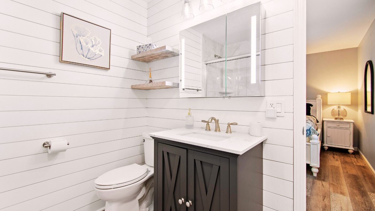 Photo of Bathroom in Ocean Isle Beach