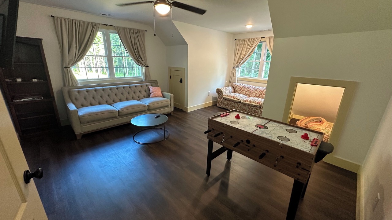 Photo of Livingroom in Joelton