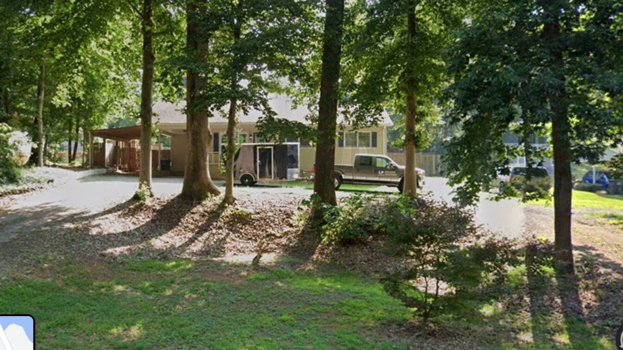 Photo of Bedroom in Troutman