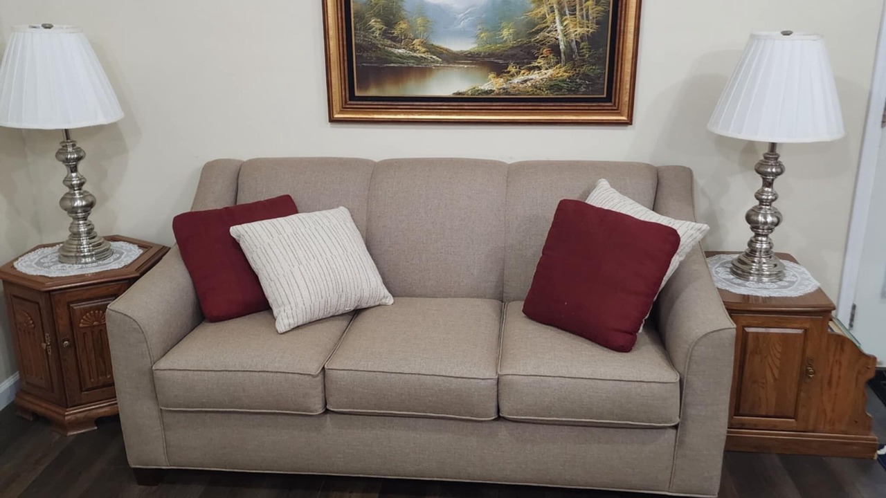 Photo of Livingroom in Hamptonville