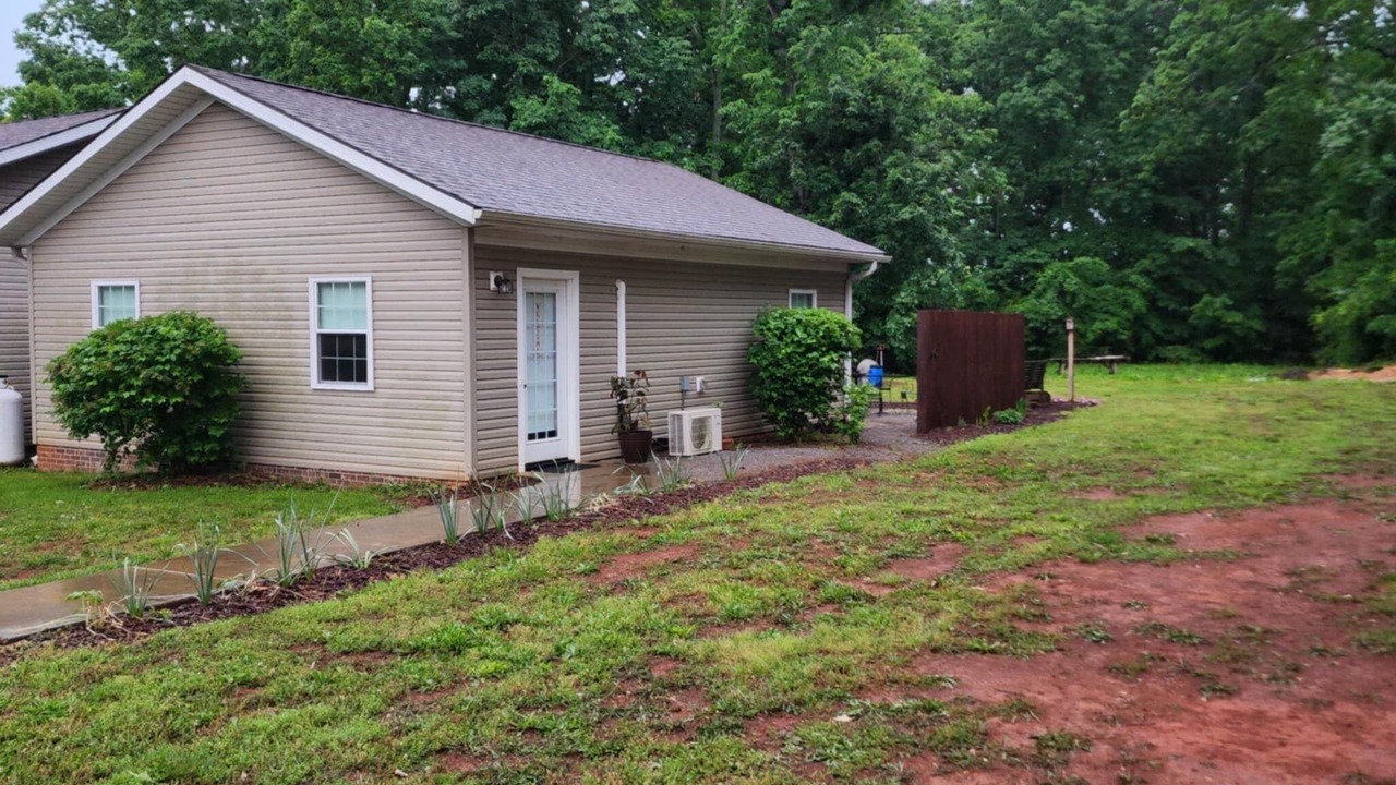 Photo of Outdoor in Hamptonville