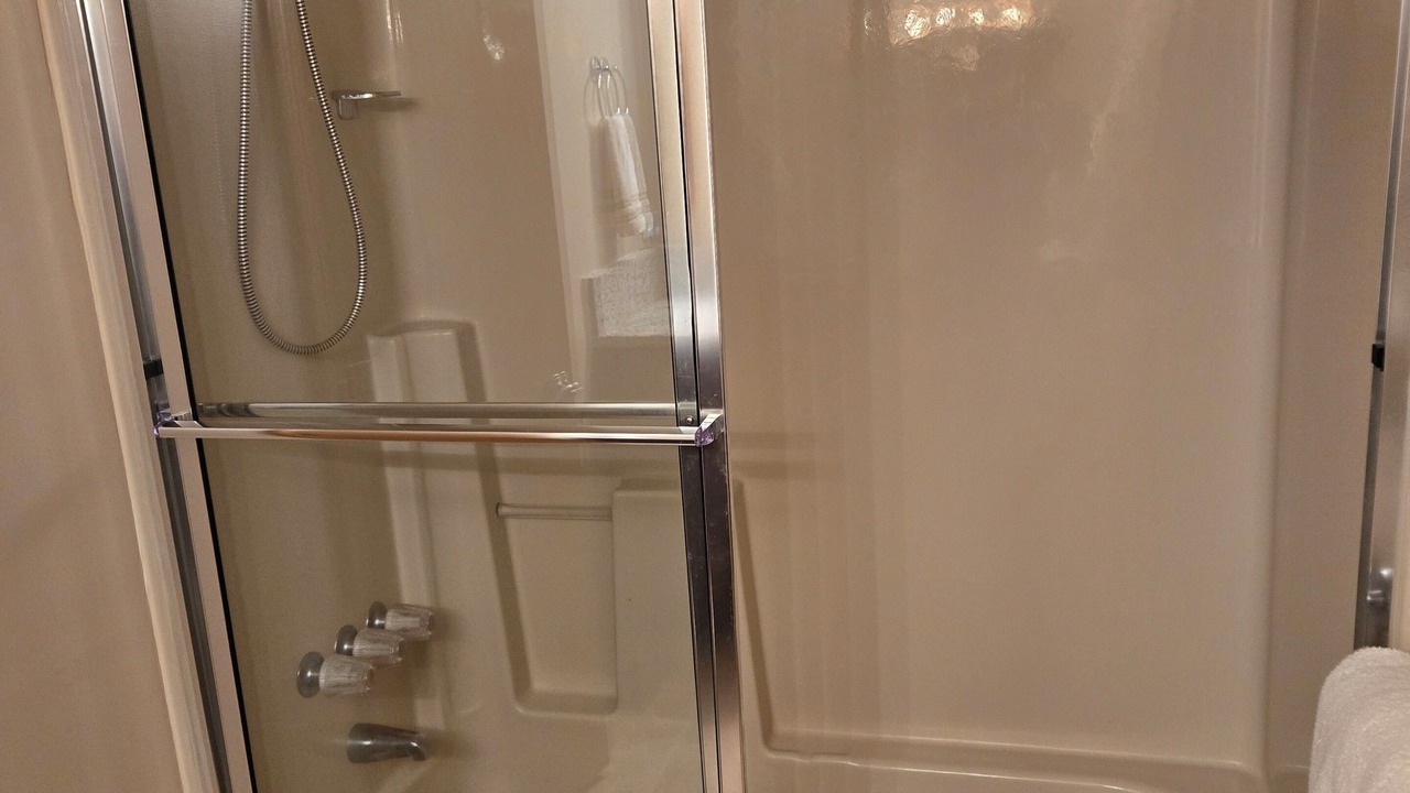 Photo of Bathroom in Valley Creek Run