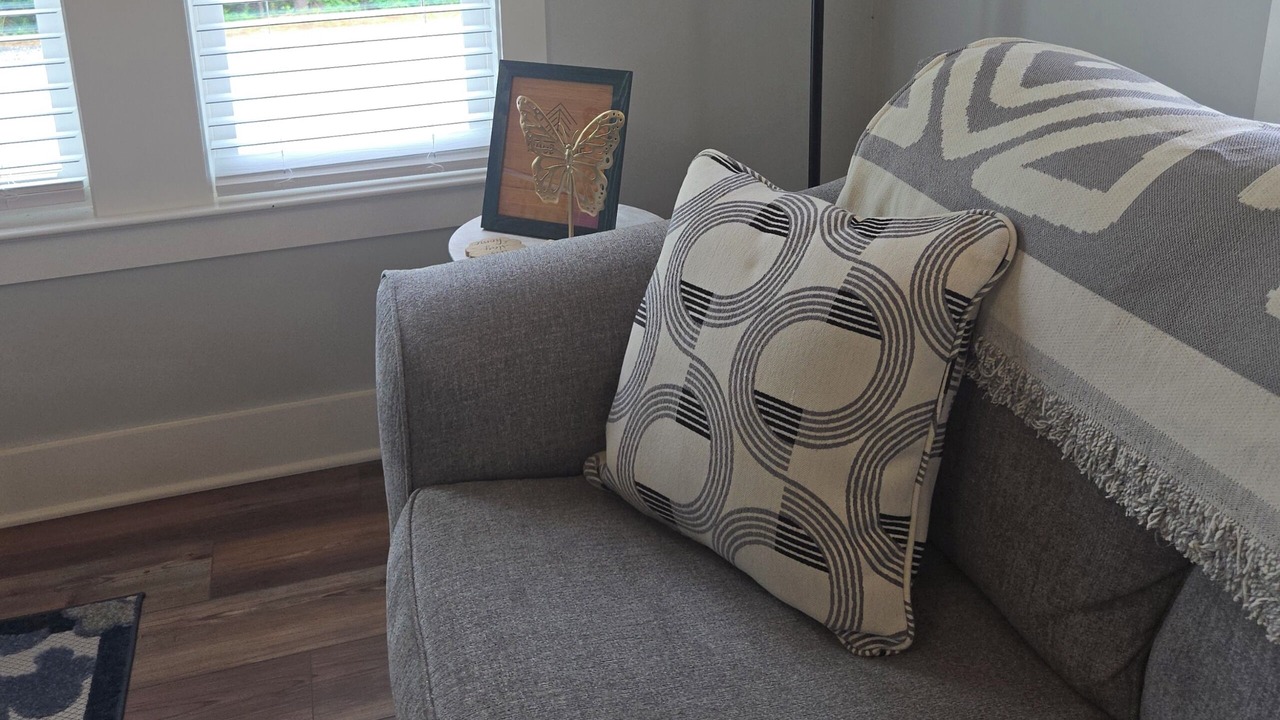 Photo of Livingroom in Stonecrest