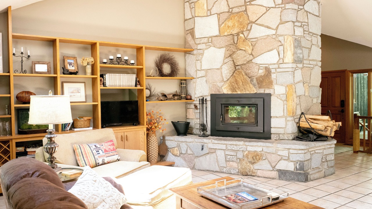 Photo of Livingroom in Sapphire