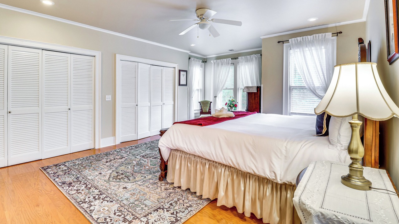 Photo of Bedroom in Elizabeth City