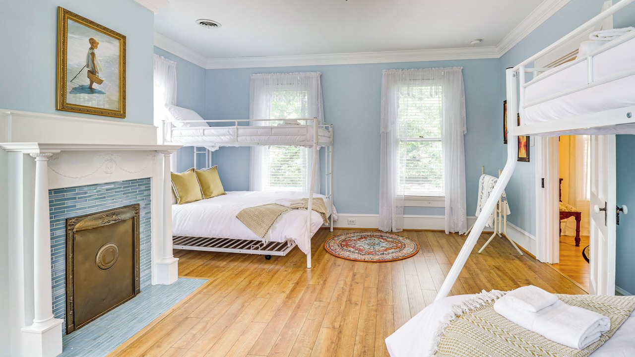 Photo of Bedroom in Elizabeth City