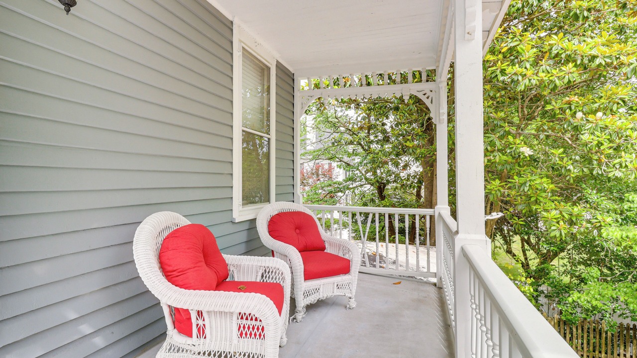 Photo of Patio Balcony in Elizabeth City