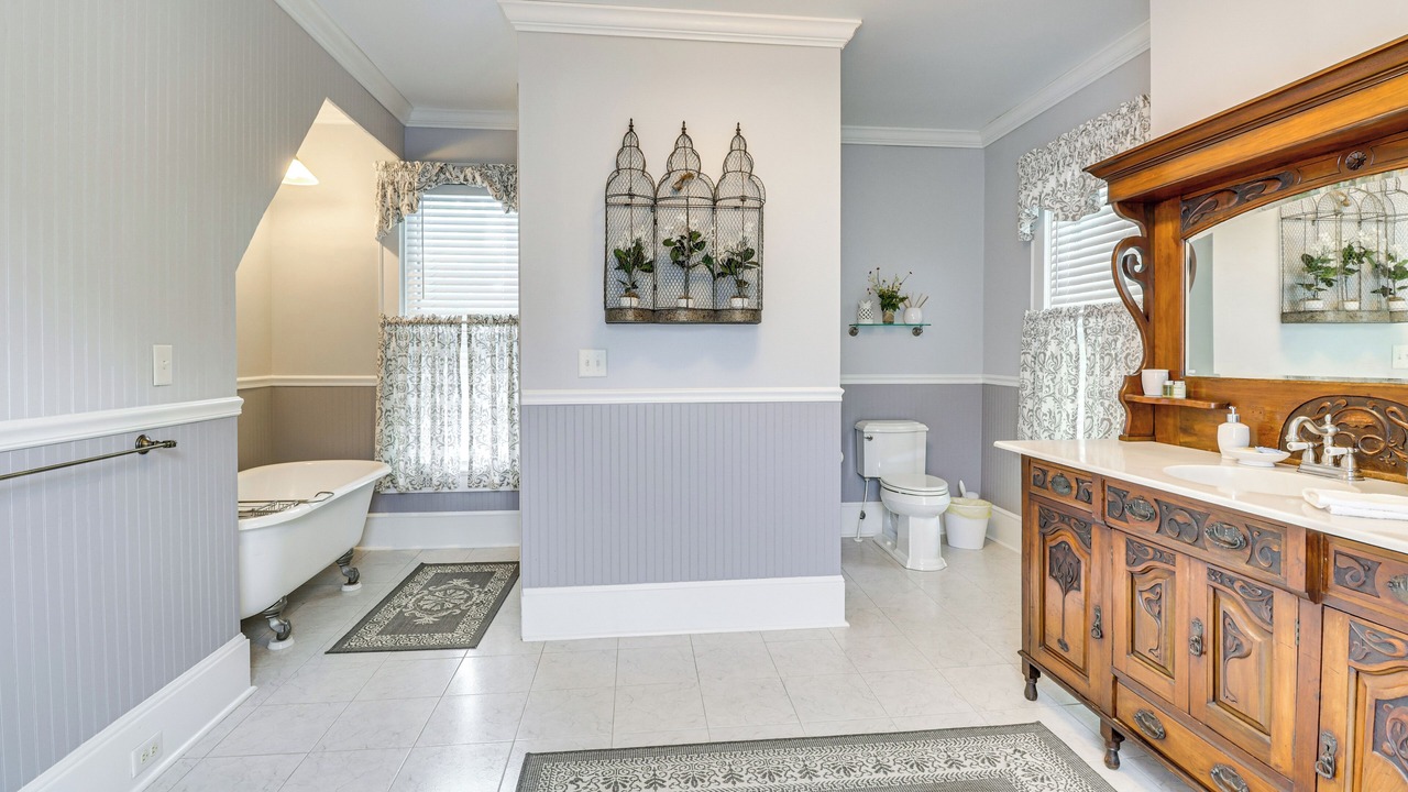 Photo of Bathroom in Elizabeth City