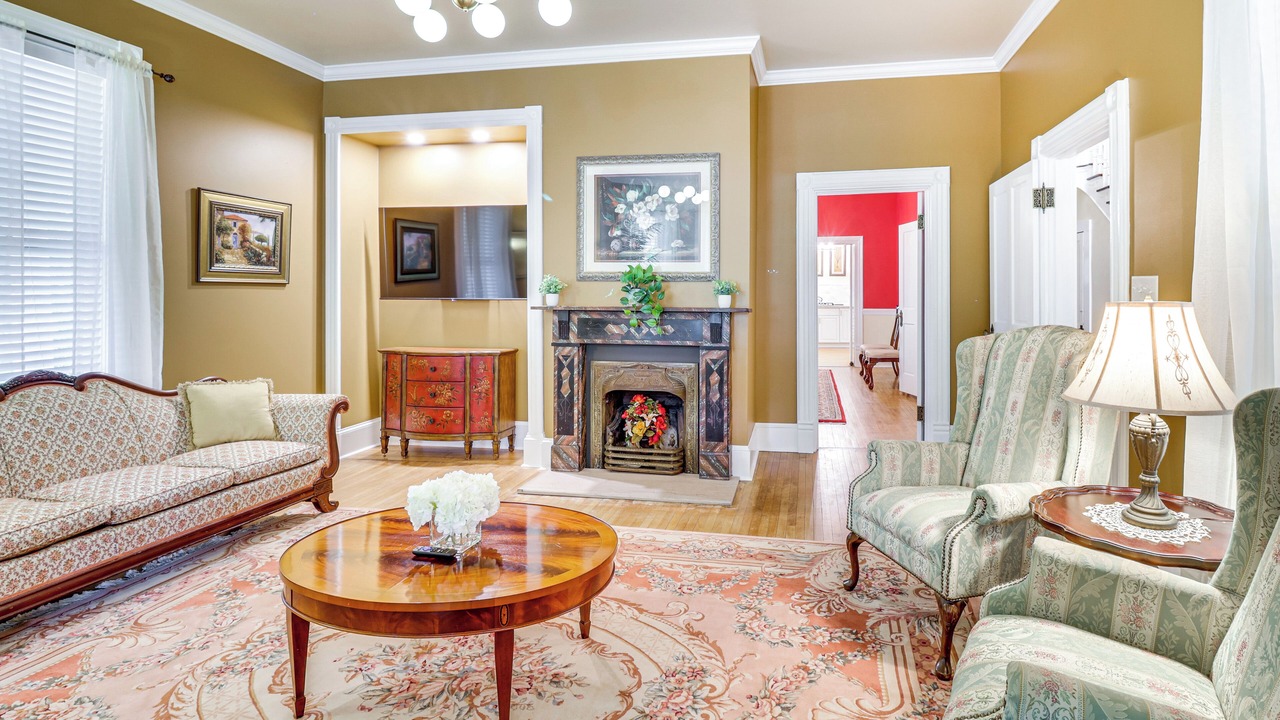 Photo of Livingroom in Elizabeth City