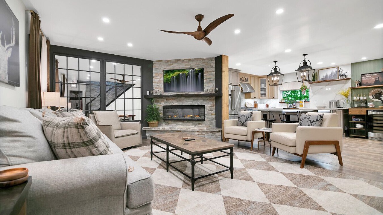 Photo of Livingroom in Deer Run