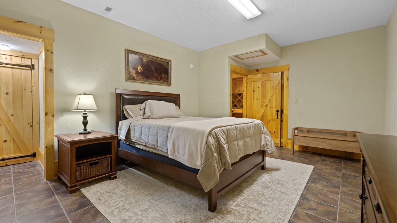 Photo of Bedroom in Black Mountain