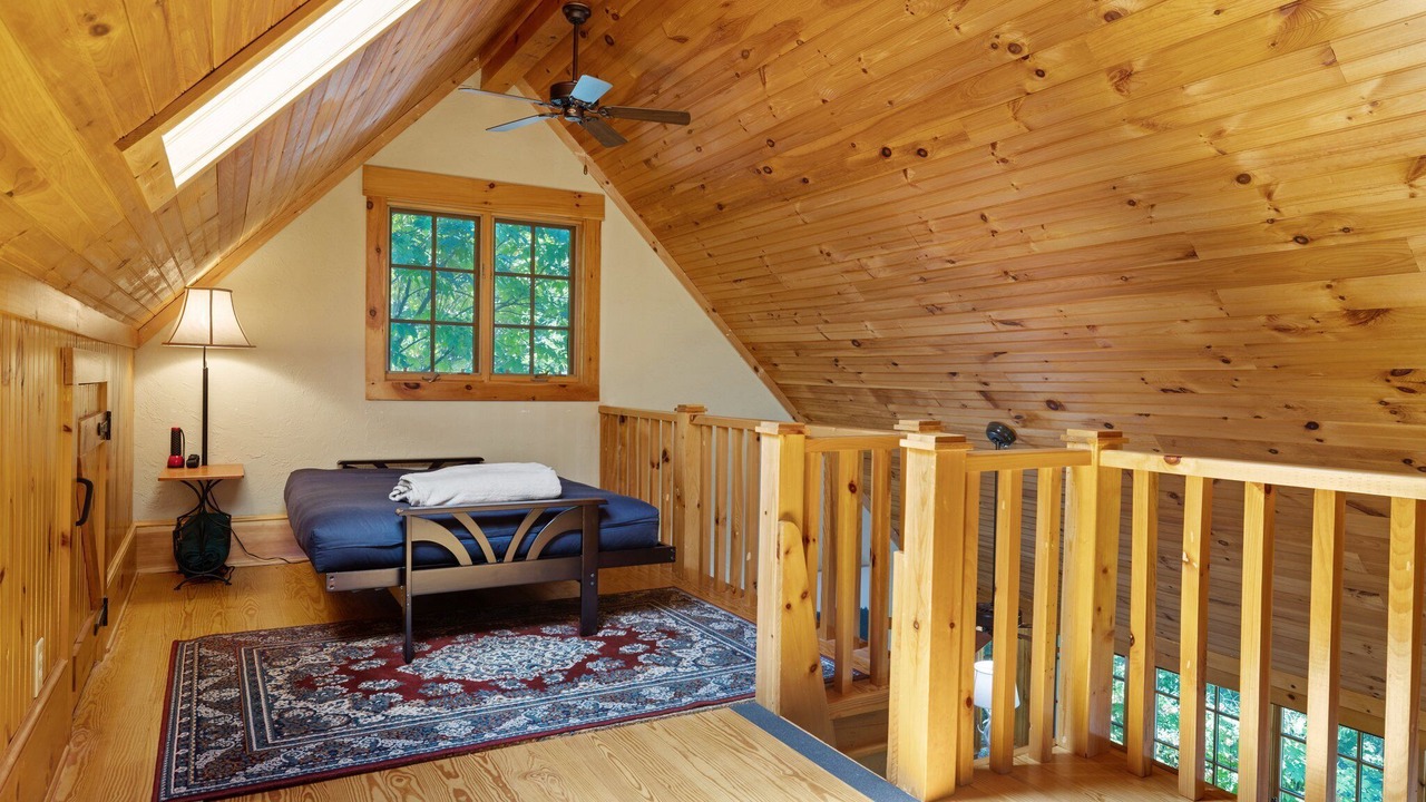 Photo of Bedroom in Black Mountain