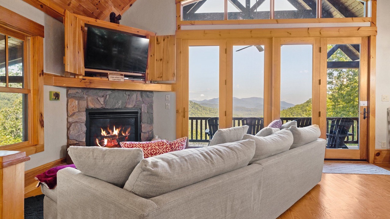 Photo of Livingroom in Black Mountain