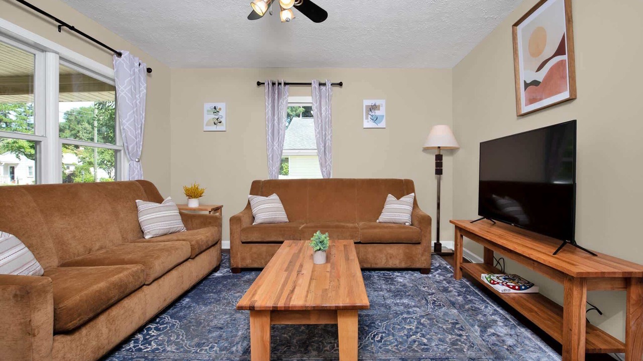 Photo of Livingroom in Terry Sanford