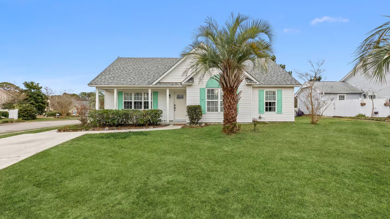 Photo of Outdoor in Myrtle Grove