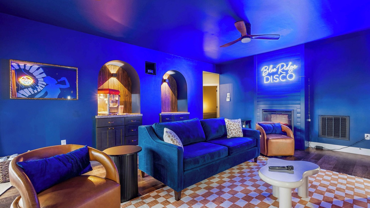 Photo of Livingroom in Asheville