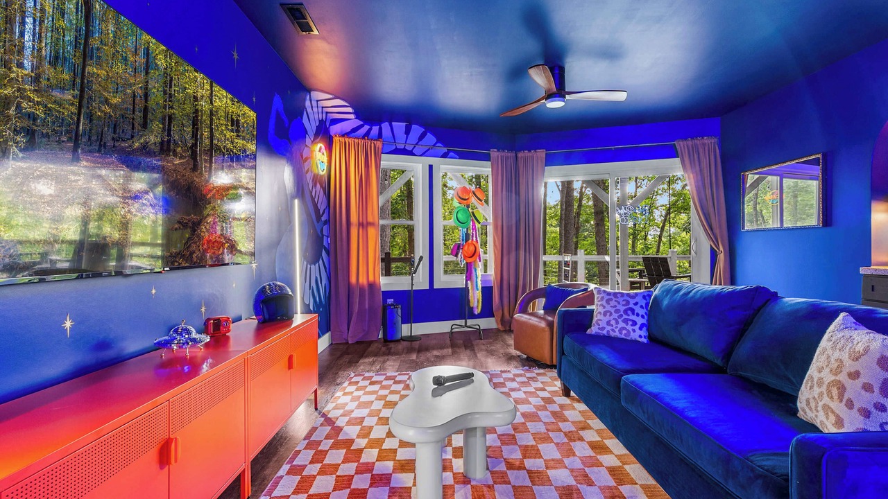 Photo of Livingroom in Asheville