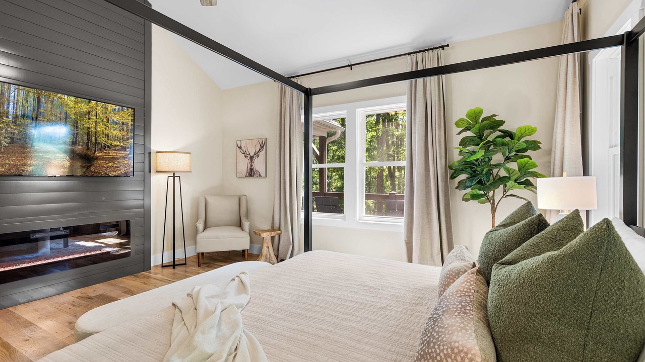 Photo of Bedroom in Asheville