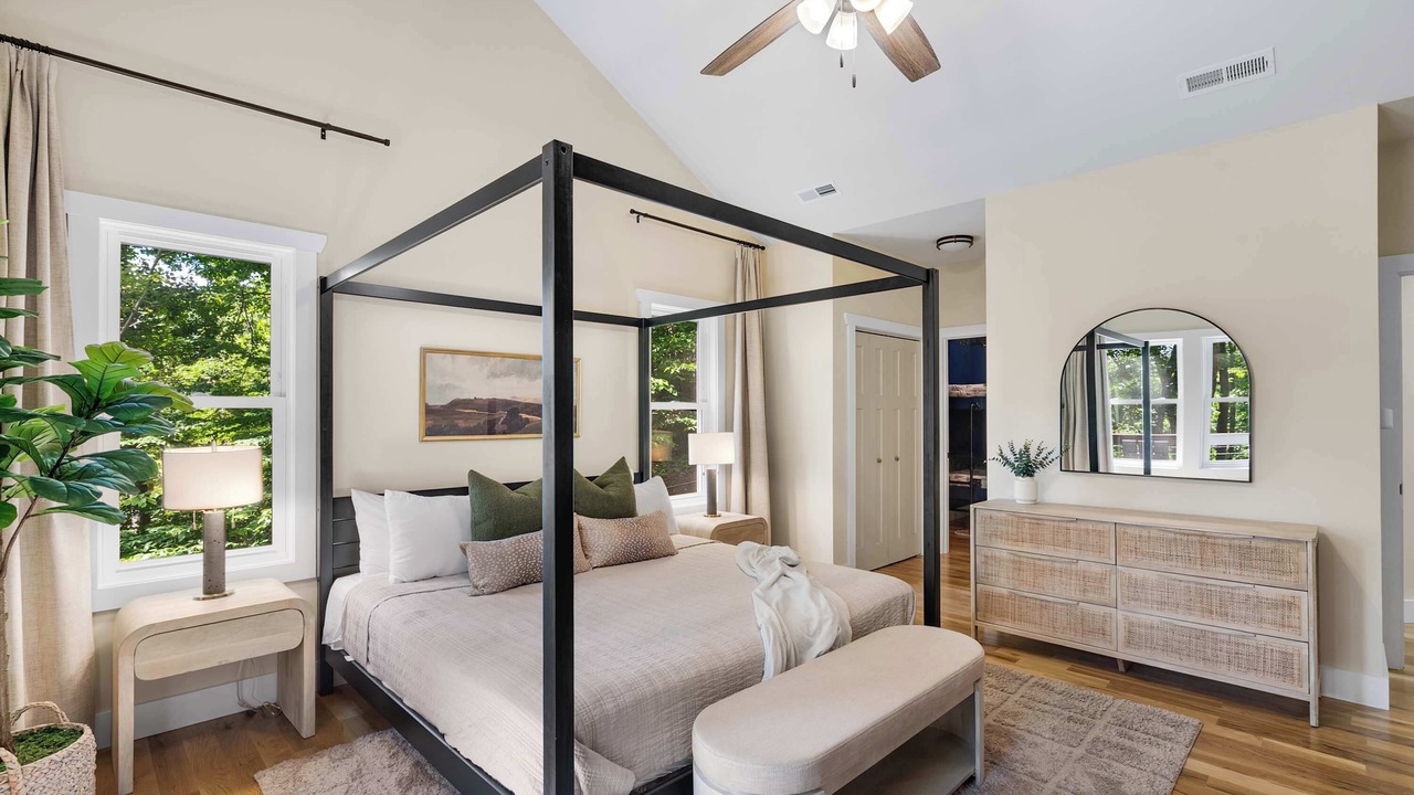 Photo of Bedroom in Asheville