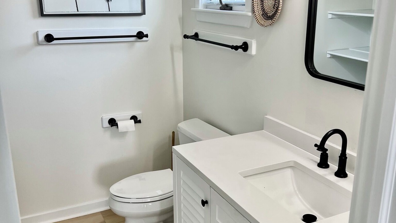 Photo of Bathroom in South Nags Head