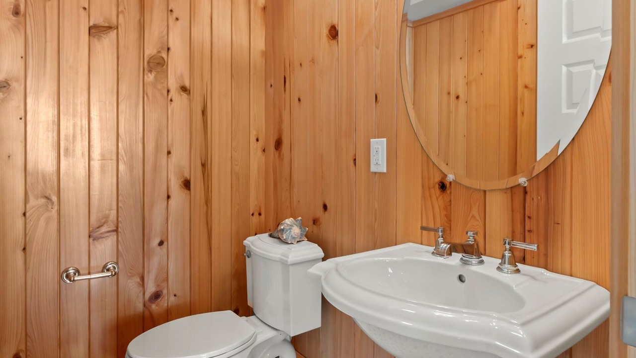 Photo of Bathroom in Historic Downtown Manteo