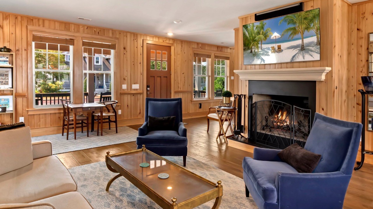 Photo of Livingroom in Historic Downtown Manteo
