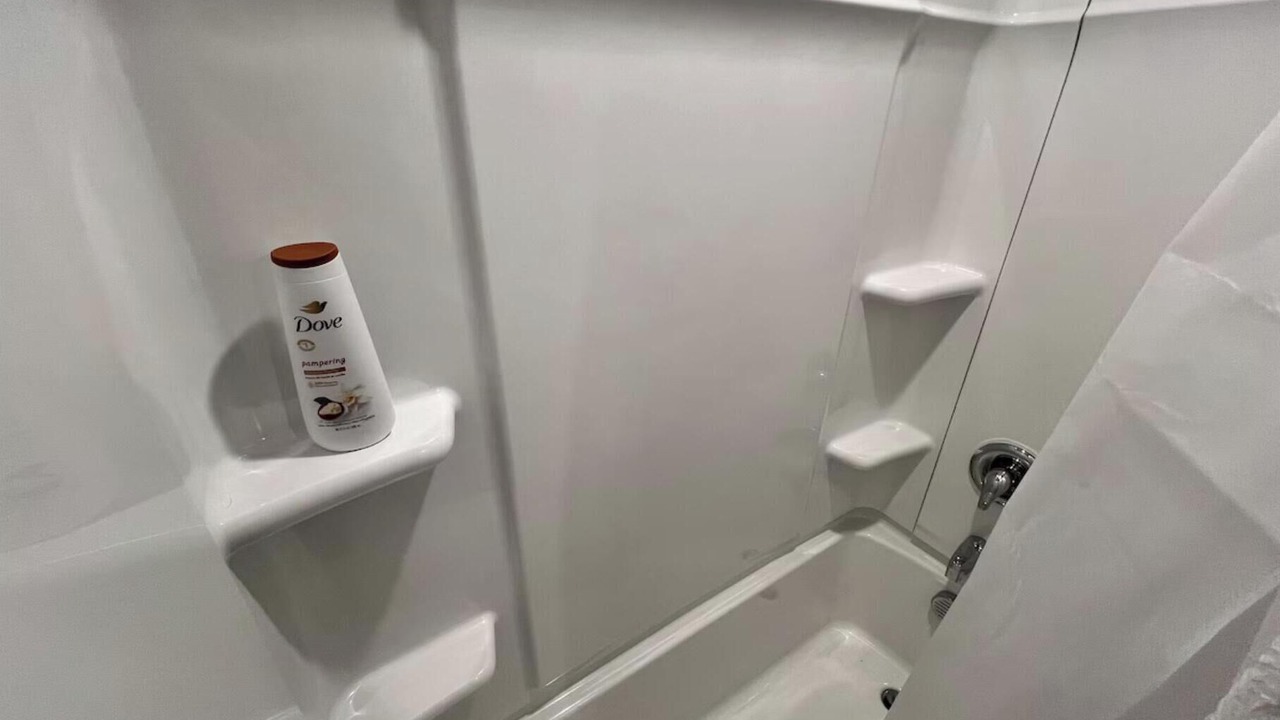 Photo of Bathroom in Roxboro