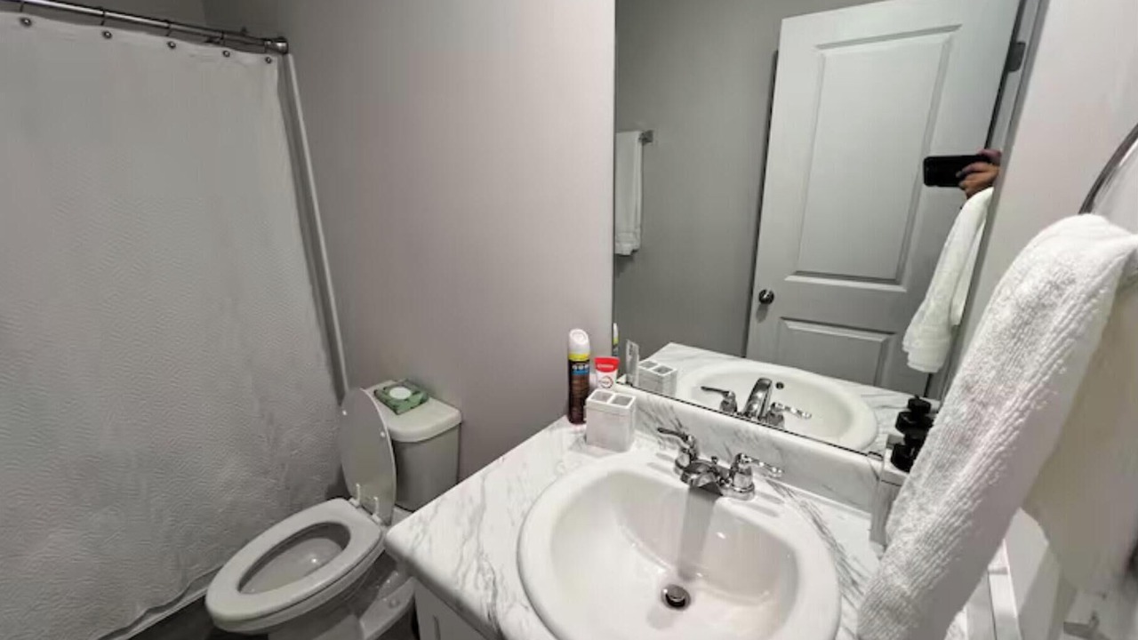 Photo of Bathroom in Roxboro