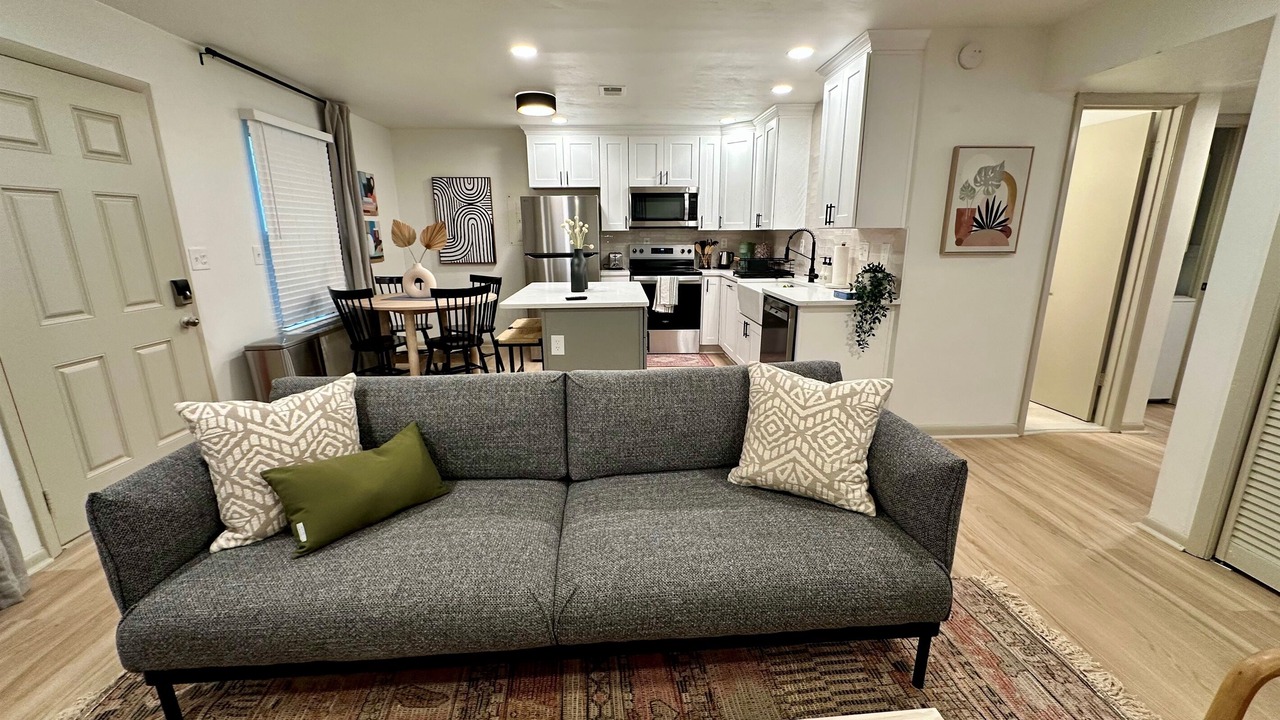 Photo of Livingroom in East Ocean View