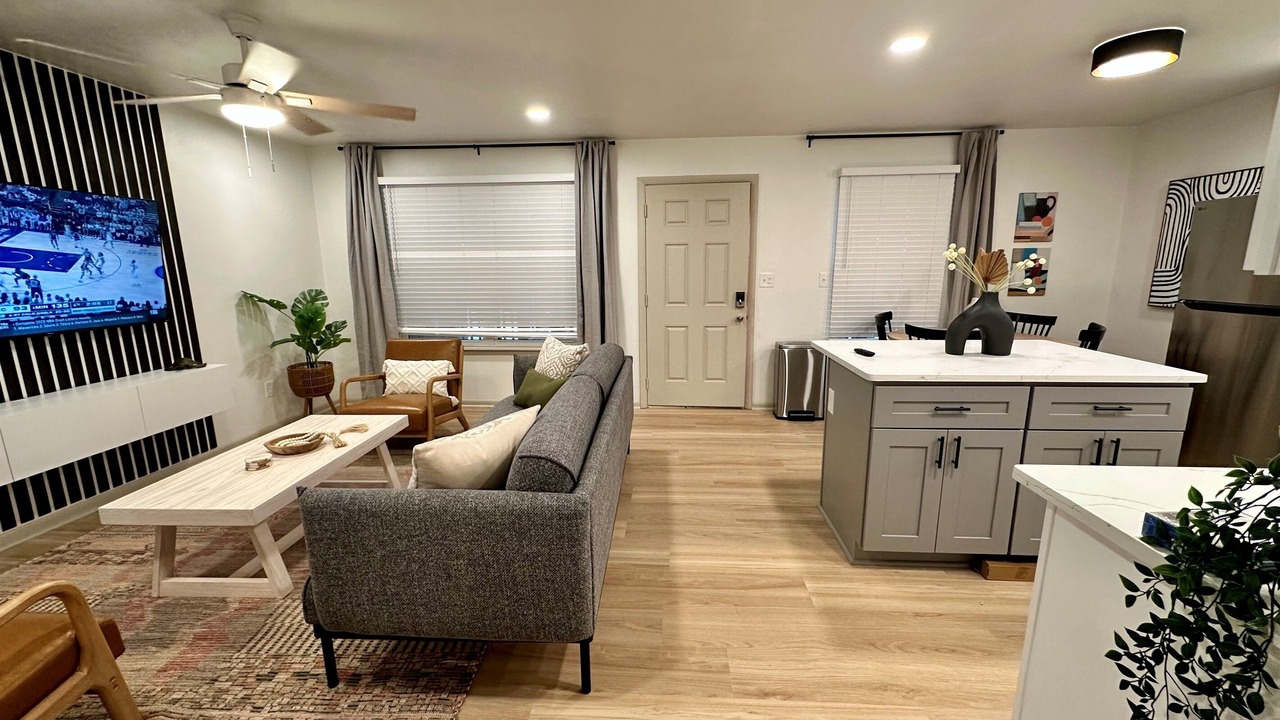 Photo of Livingroom in East Ocean View