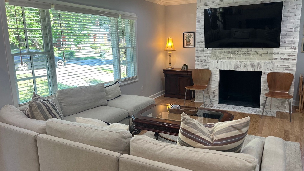 Photo of Livingroom in Durham