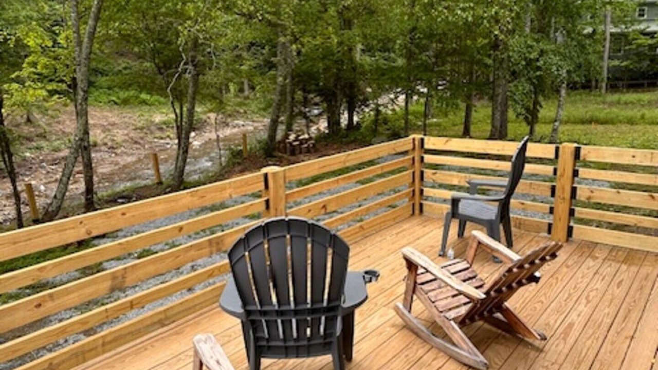 Photo of Patio Balcony in Saluda