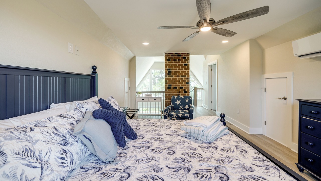 Photo of Bedroom in Colington Harbour