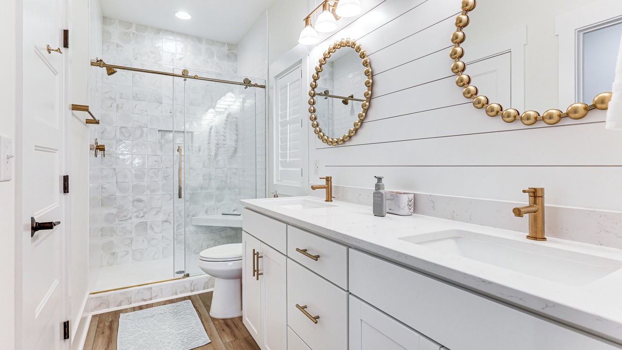 Photo of Bathroom in North Carolina Coast