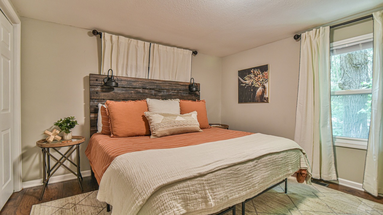 Photo of Bedroom in Alexander