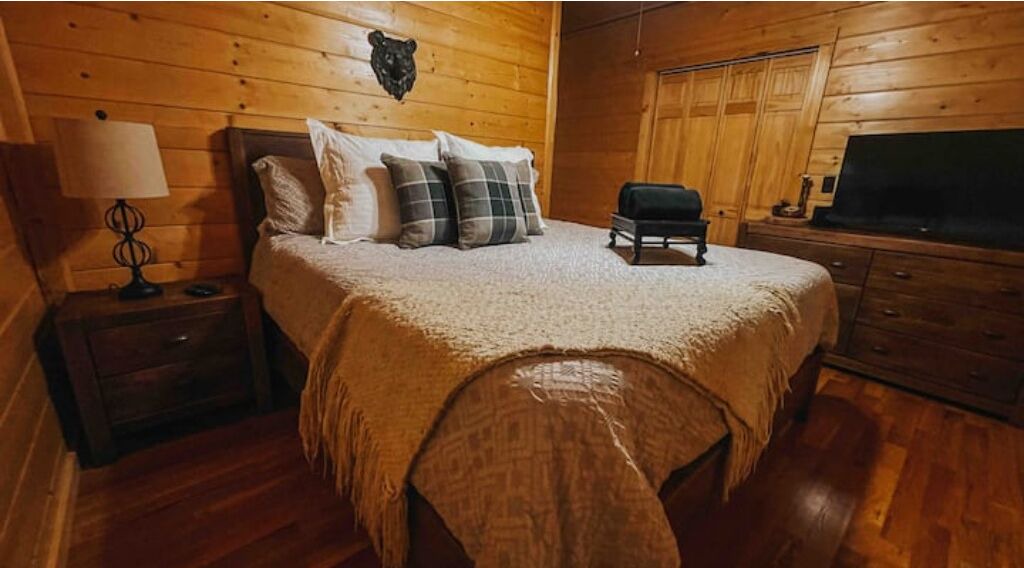Photo of Bedroom in Altamont