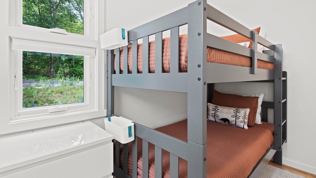 Photo of Bedroom in Black Mountain