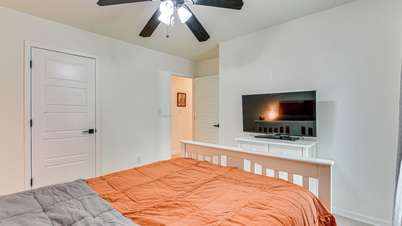 Photo of Bedroom in Wessex Square