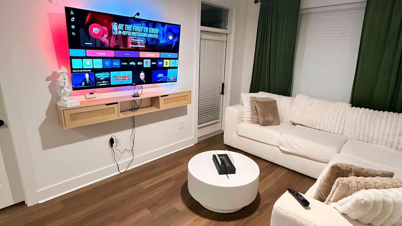 Photo of Livingroom in NoDa