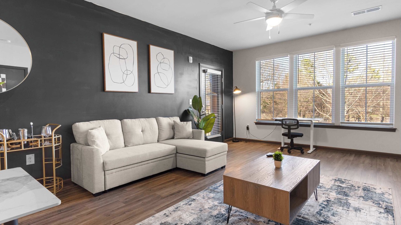 Photo of Livingroom in North Raleigh