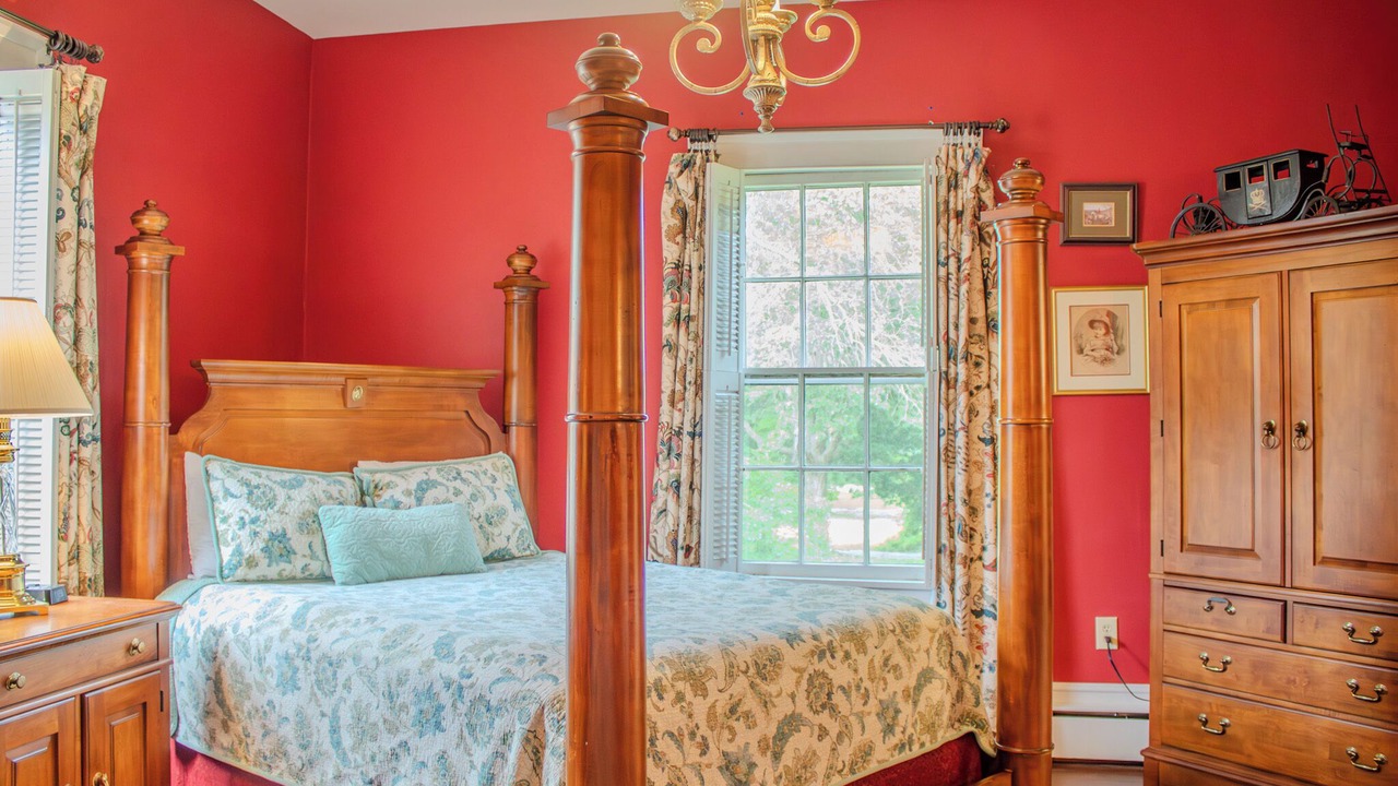 Photo of Bedroom in Clinton